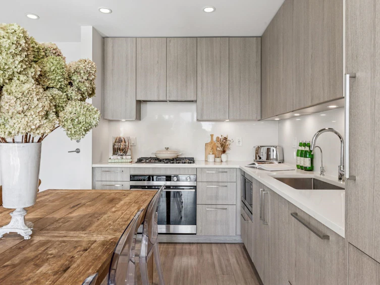307-707 E 3rd Street, North Vancouver, BC, V7L 1G8 - 4