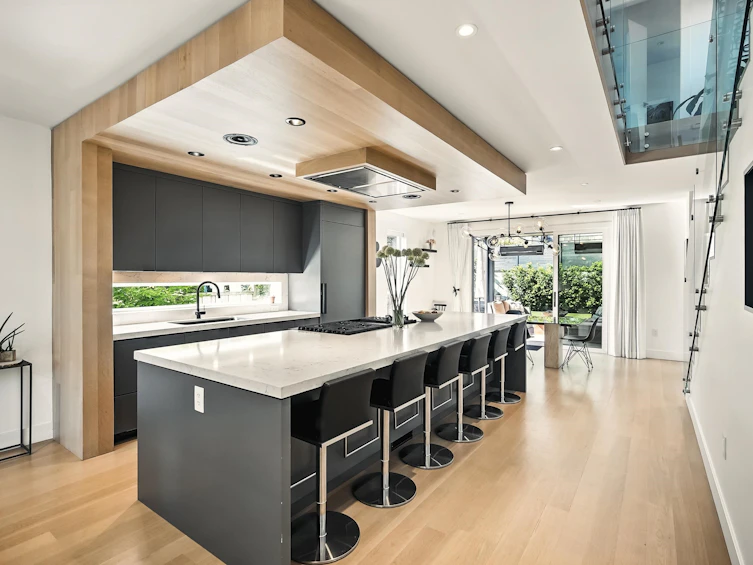 452 E 4th Street, North Vancouver, BC, V7L 1J5 - 6