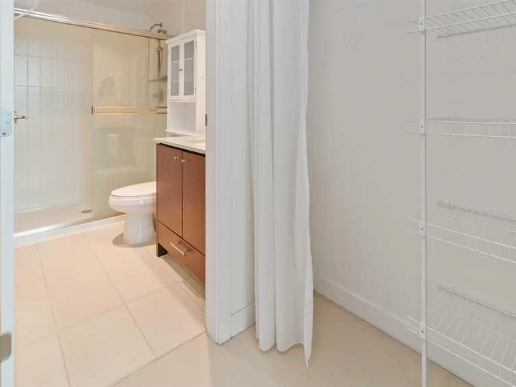 1002-7371 Westminster Highway, Richmond, BC, V6X 0B4 - 13