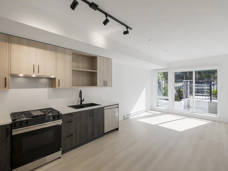 103-2002 St. George Street, Port Moody, BC, V3H 2E6 - 2