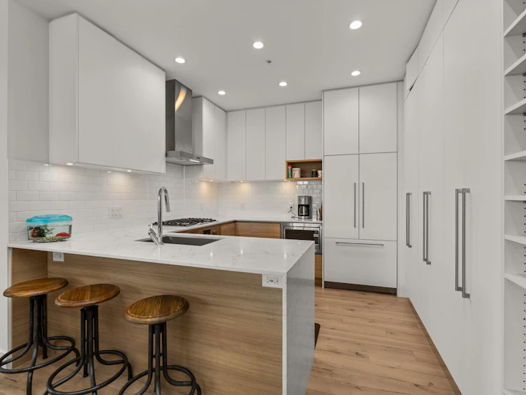 612-3131 Murray Street, Port Moody, BC, V3H 0L9 - 6