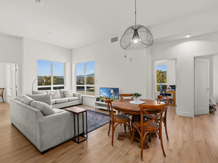 612-3131 Murray Street, Port Moody, BC, V3H 0L9 - 3