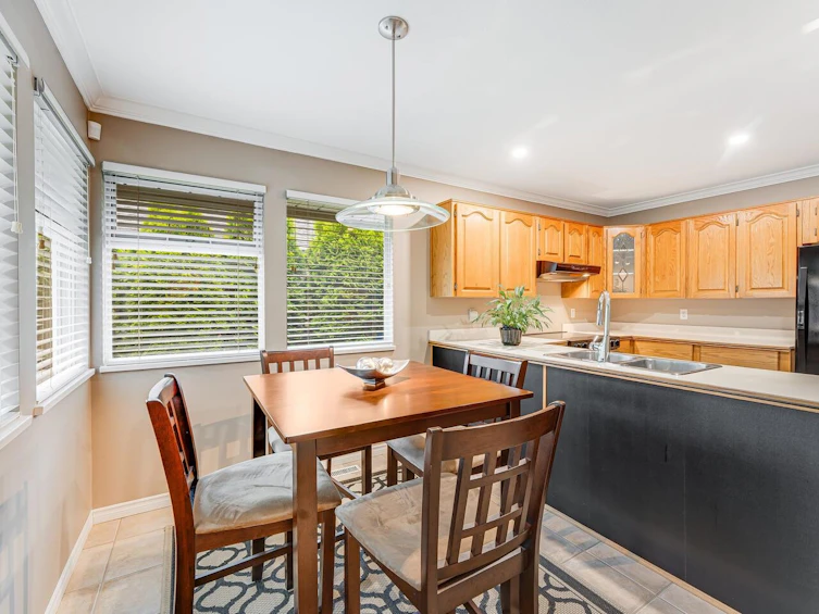18842 64 Avenue, Surrey, BC, V3S 7T9 - 6