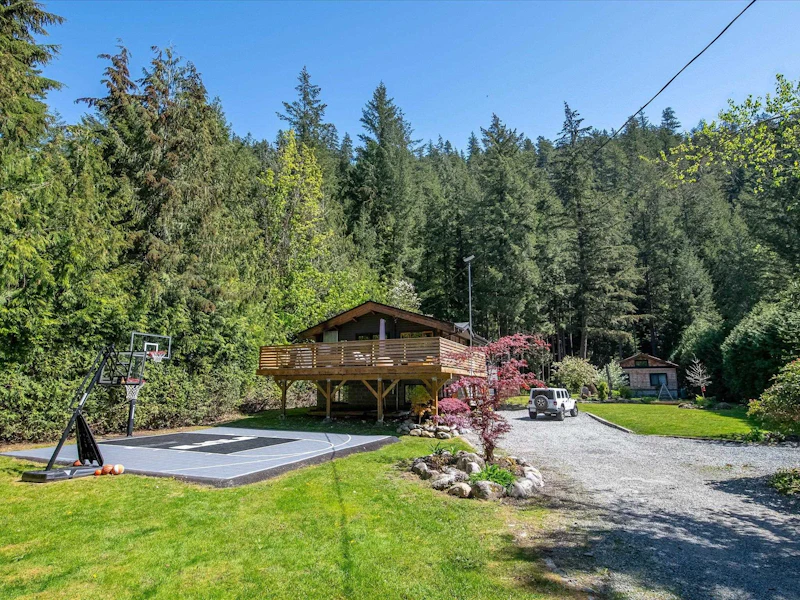 2040 Midnight Way, Squamish BC V0N 3G0