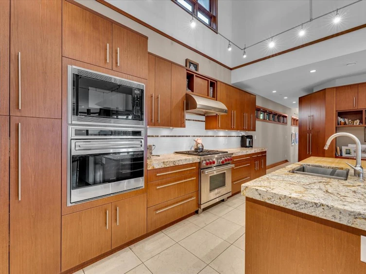1125 Groveland Court, West Vancouver, BC, V7S 1Z7 - 3