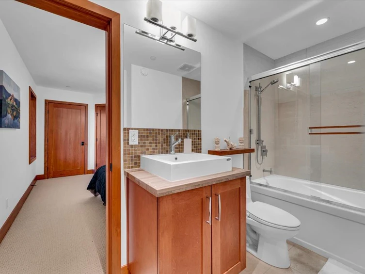 1125 Groveland Court, West Vancouver, BC, V7S 1Z7 - 16