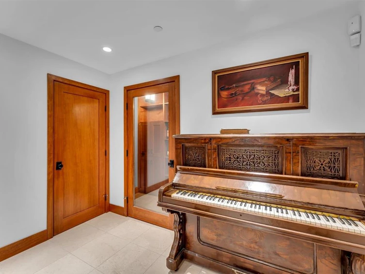 1125 Groveland Court, West Vancouver, BC, V7S 1Z7 - 13