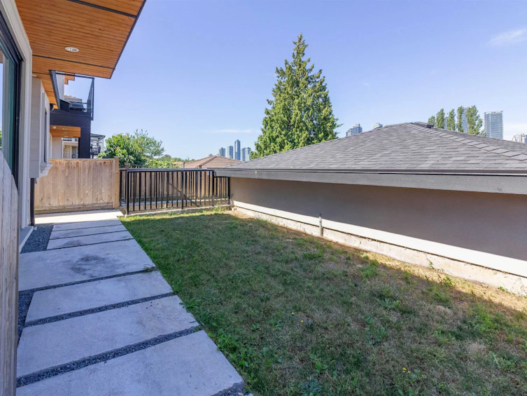 3087 Royal Oak Avenue, Burnaby, BC, V5G 4H5 - 27