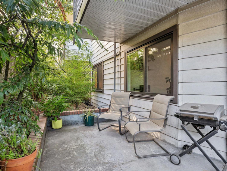 113-2033 Triumph Street, Vancouver, BC, V5L 4X3 - 15