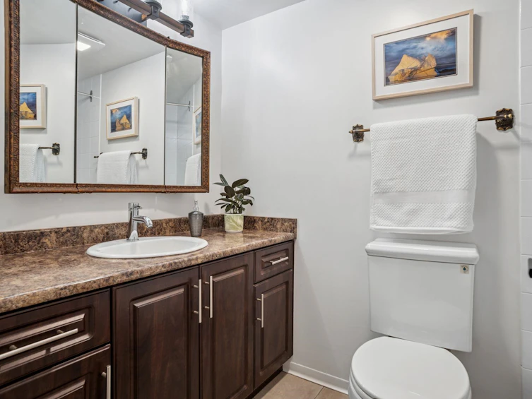 113-2033 Triumph Street, Vancouver, BC, V5L 4X3 - 13