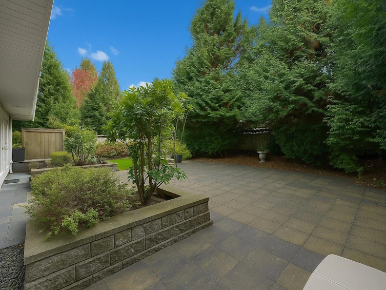 115-20750 Duncan Way, Langley, BC, V3A 9J6 - 9