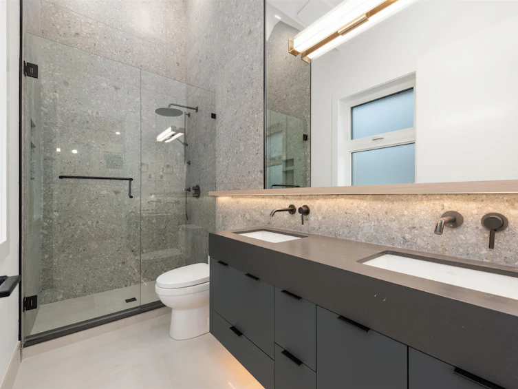 5-371 E 33rd Avenue, Vancouver, BC, V5V 2Z8 - 11