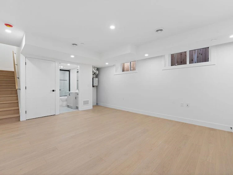 2-2447 E 41st Avenue, Vancouver, BC, V5R 2W2 - 31