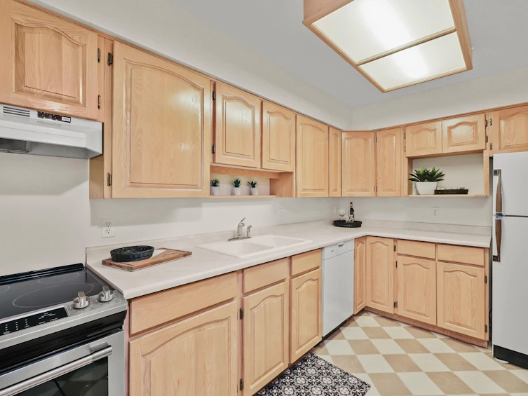 308-1154 Westwood Street, Coquitlam, BC, V3B 4S4 - 9