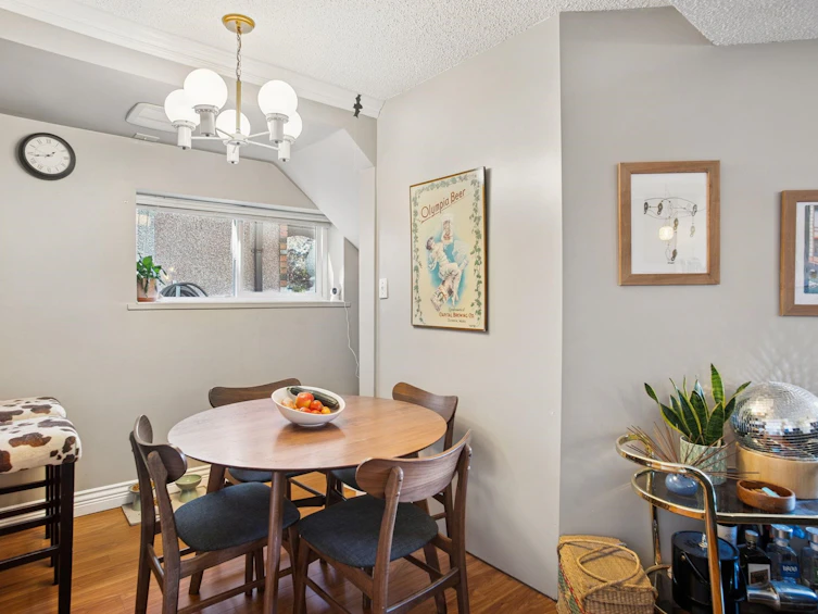2790 Napier Street, Vancouver, BC, V5K 2W8 - 27
