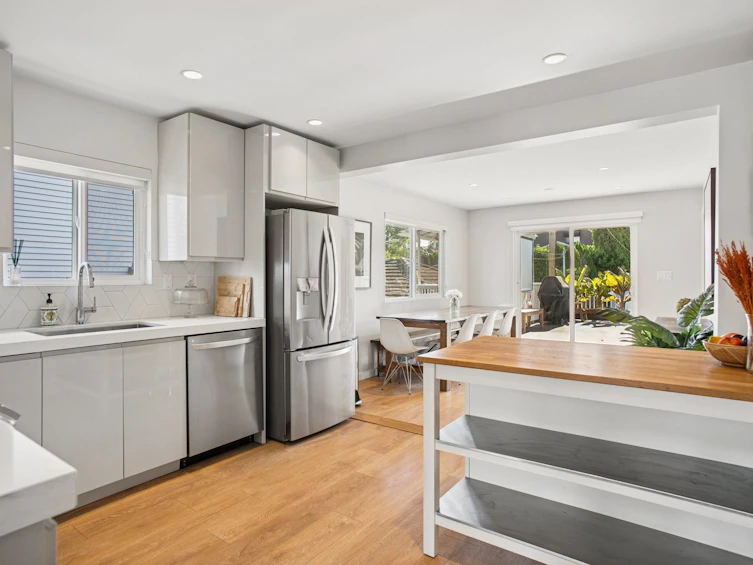 2790 Napier Street, Vancouver, BC, V5K 2W8 - 12