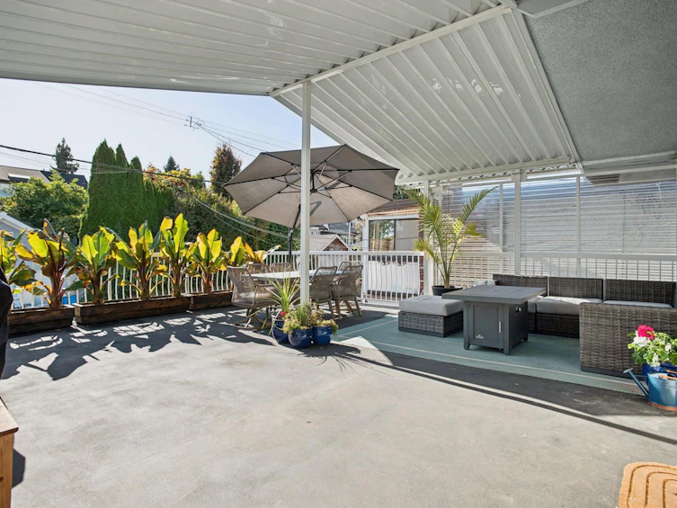 2790 Napier Street, Vancouver, BC, V5K 2W8 - 21