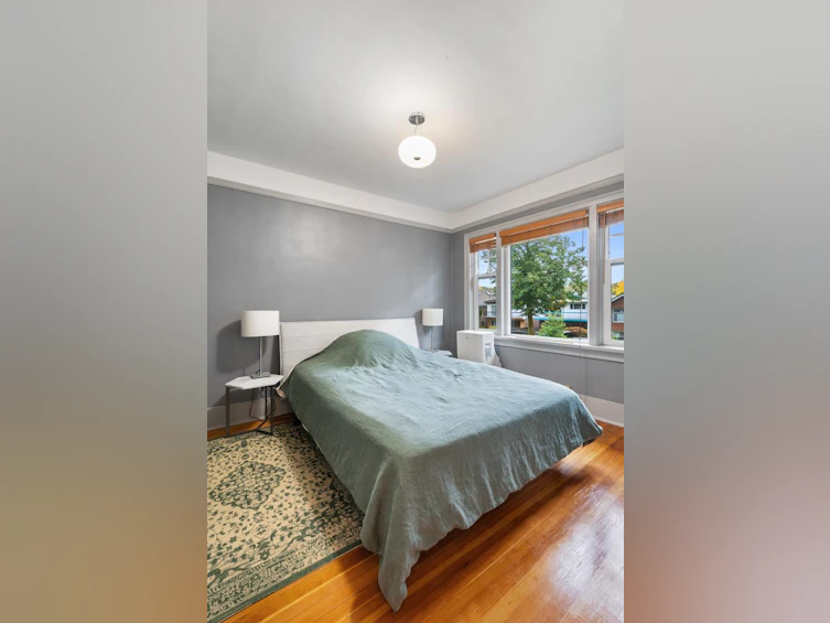 2125 E 5th Avenue, Vancouver, BC, V5N 1M5 - 13