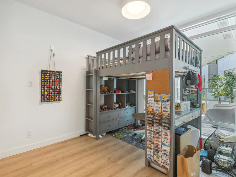 404-1500 Fern Street, North Vancouver, BC, V7J 0E6 - 14