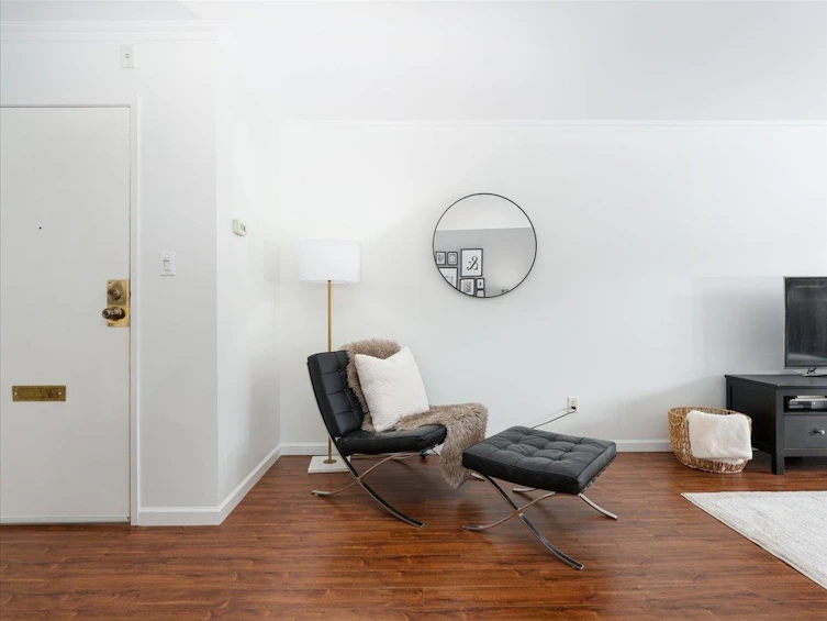 301-155 E 5th Street, North Vancouver, BC, V7L 1L3 - 8