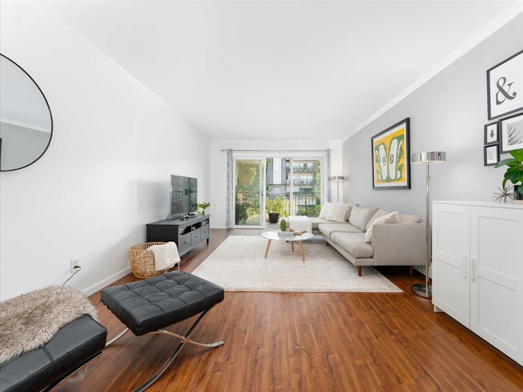 301-155 E 5th Street, North Vancouver, BC, V7L 1L3 - 6