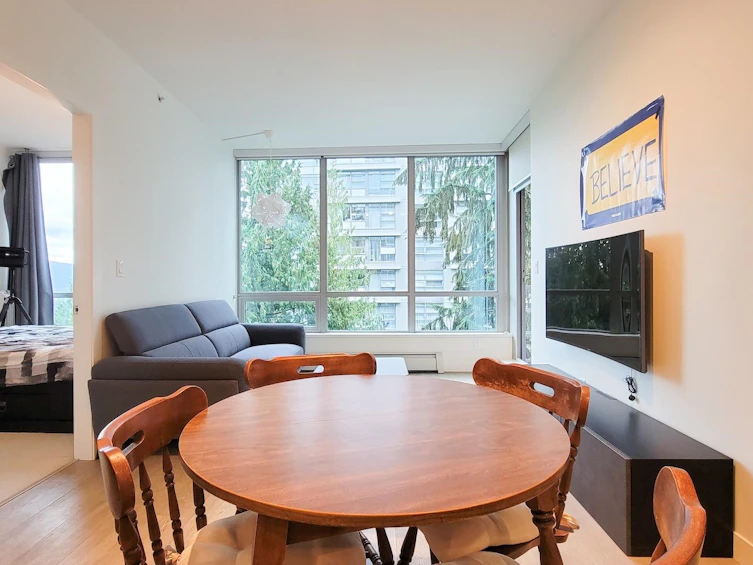 706-9080 University Crescent, Burnaby, BC, V5A 0B7 - 4