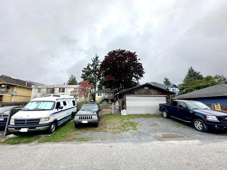 313 E 13th Street, North Vancouver, BC, V7L 2L9 - 13