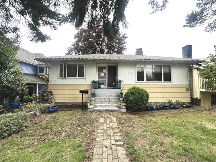 313 E 13th Street, North Vancouver, BC, V7L 2L9 - 5