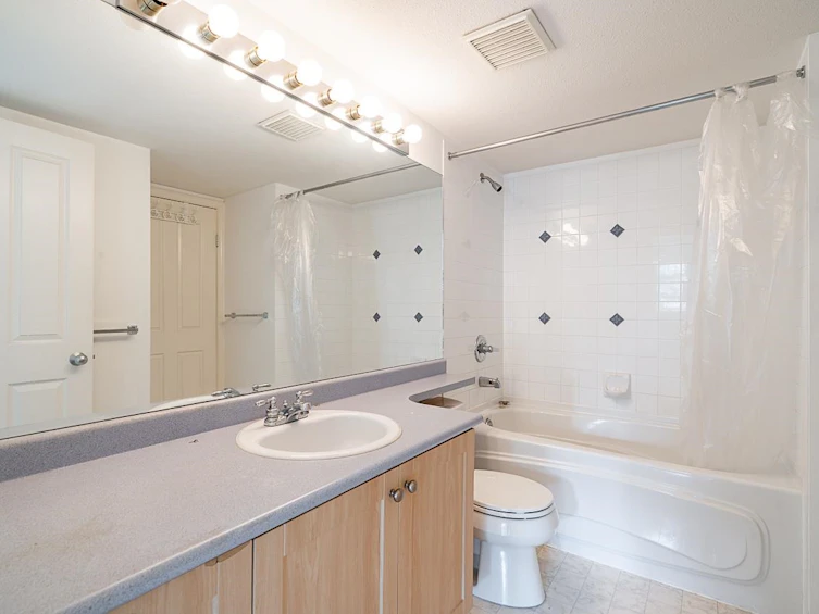 4-7179 18th Avenue, Burnaby, BC, V3N 1H2 - 34