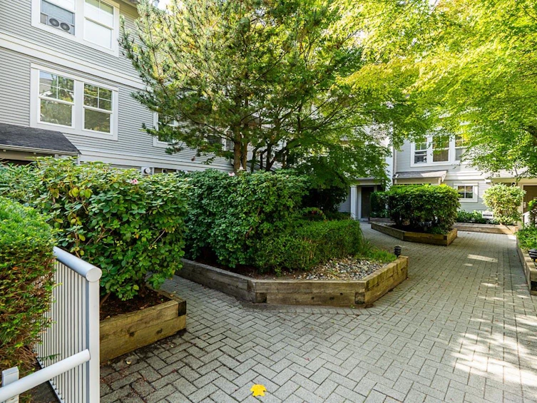 4-7179 18th Avenue, Burnaby, BC, V3N 1H2 - 8