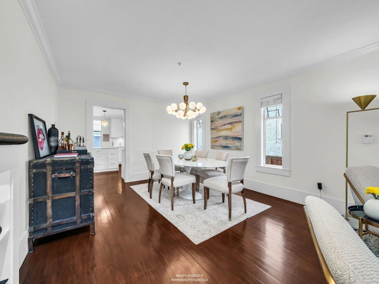 2702 W 15th Avenue, Vancouver, BC, V6K 2Z8 - 9