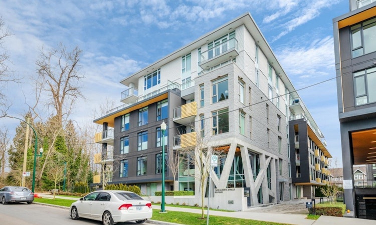 509-7428 Alberta Street