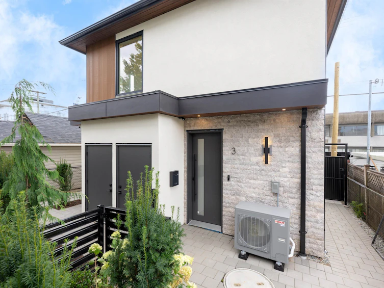 3468 Franklin Street, Vancouver, BC, V5K 1Y3 - 16