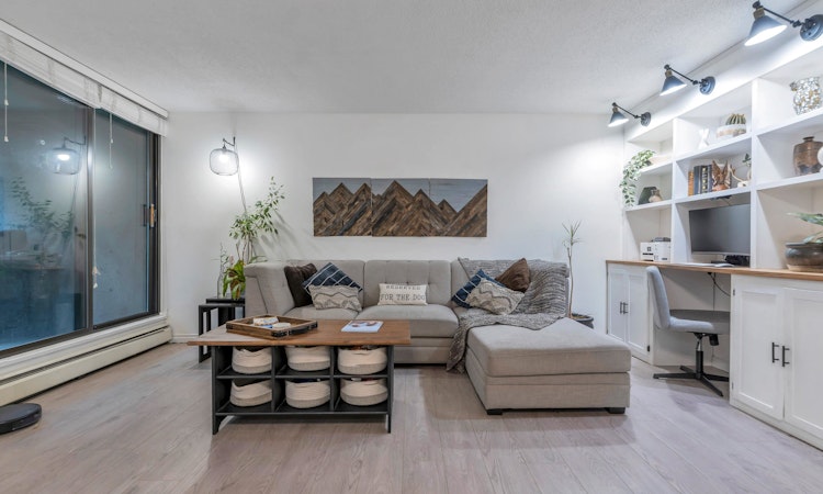 501-3771 Bartlett Court
