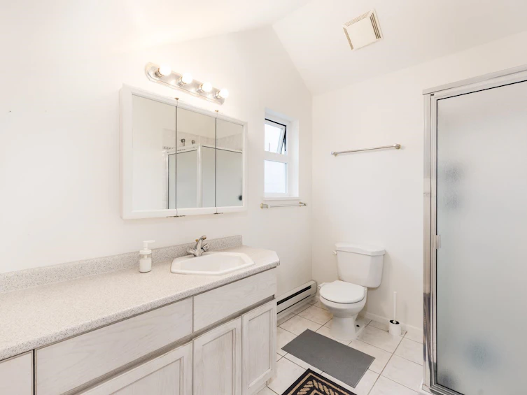 2718 W 3rd Avenue, Vancouver, BC, V6K 1M5 - 19