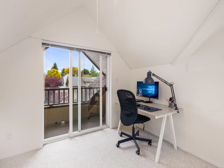 2718 W 3rd Avenue, Vancouver, BC, V6K 1M5 - 15