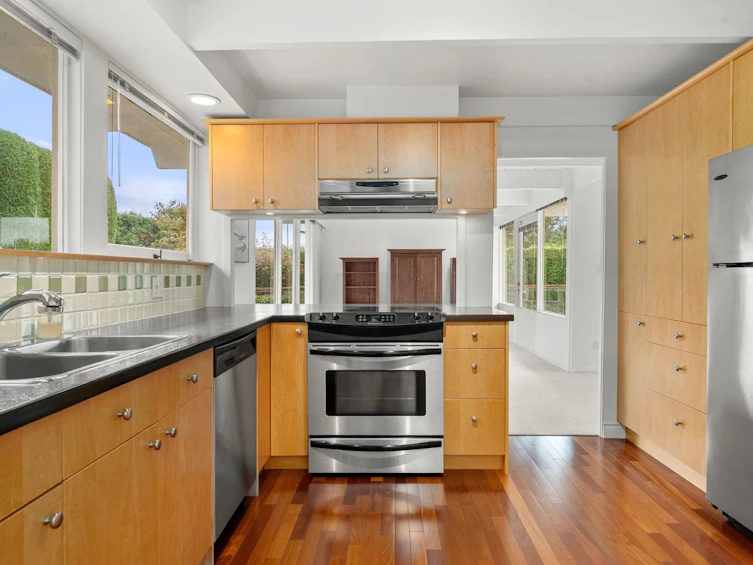 749 Winona Avenue, North Vancouver, BC, V7R 2B2 - 20