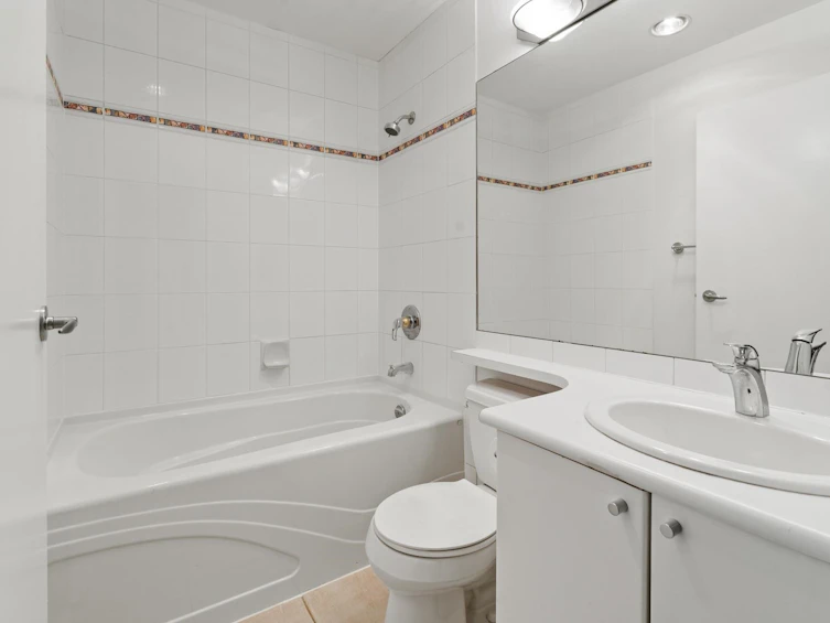 310-1239 W Georgia Street, Vancouver, BC, V6E 4R8 - 14