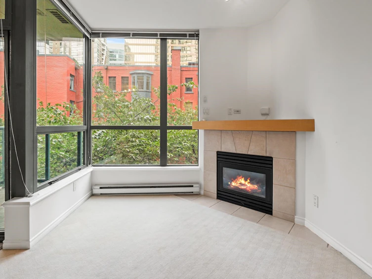 310-1239 W Georgia Street, Vancouver, BC, V6E 4R8 - 2