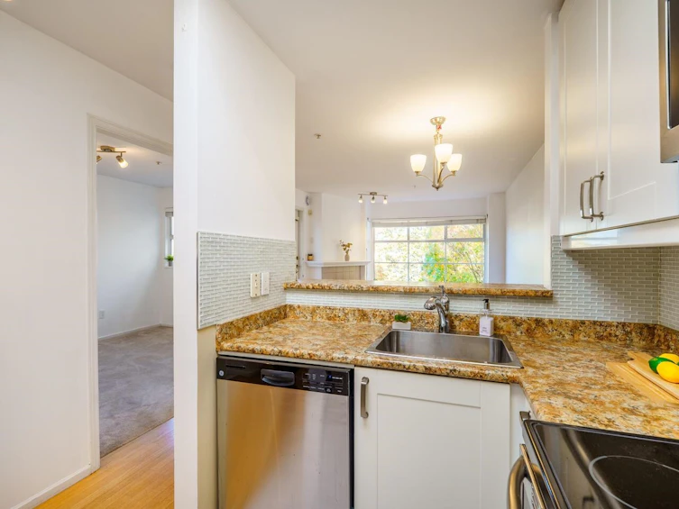410-2388 Triumph Street, Vancouver, BC, V5L 1L5 - 16