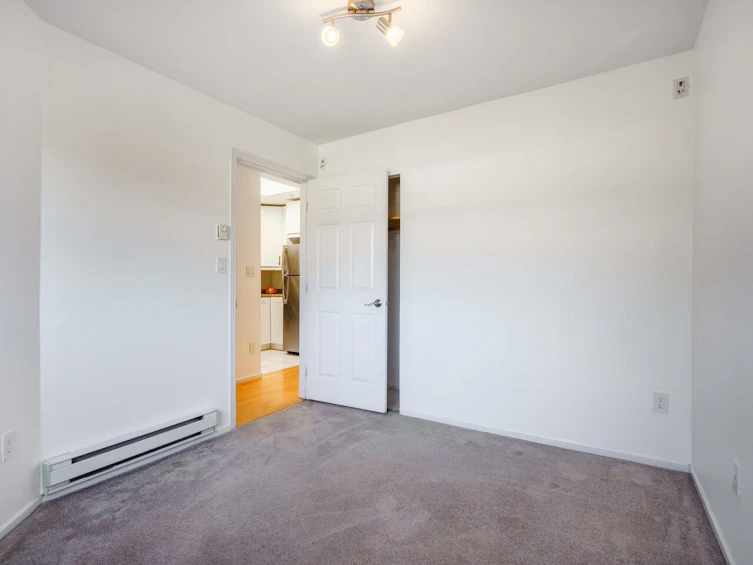 410-2388 Triumph Street, Vancouver, BC, V5L 1L5 - 24