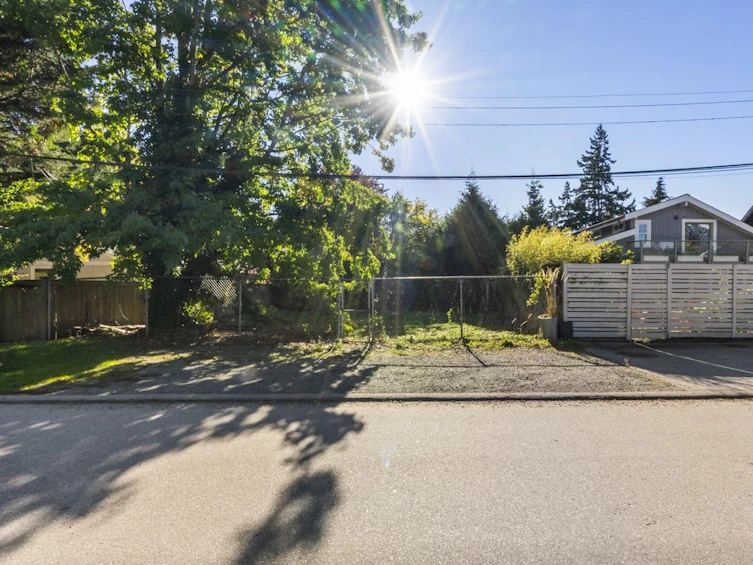 12276 Agar Street, Surrey, BC, V4A 3C2 - 4