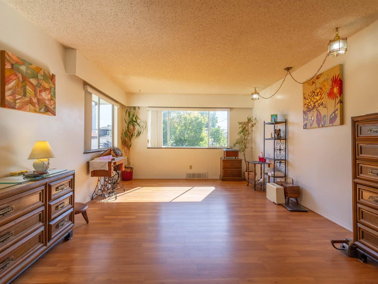 4342 Parker Street, Burnaby, BC, V5C 3C5 - 10