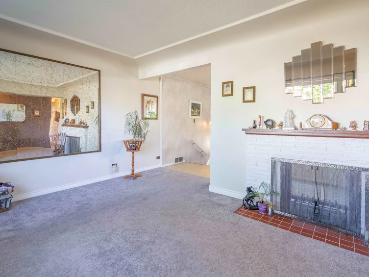 4342 Parker Street, Burnaby, BC, V5C 3C5 - 3
