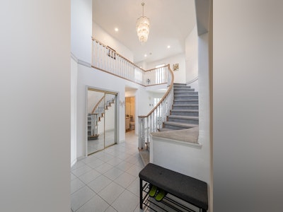 2980 Cliffrose Crescent - 4