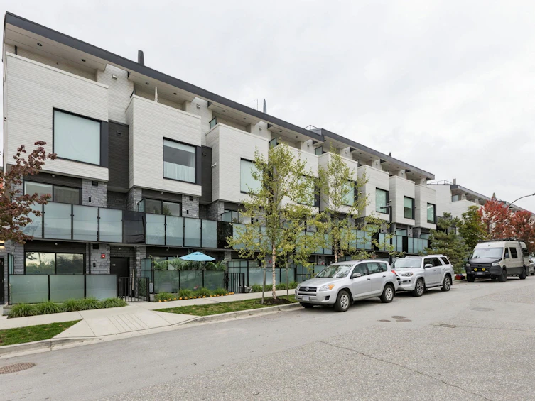 112-650 E 2nd Street, North Vancouver, BC, V7L 1E3 - 32