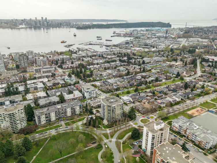 501-683 Victoria Park West, North Vancouver, BC, V7M 0A2 - 30
