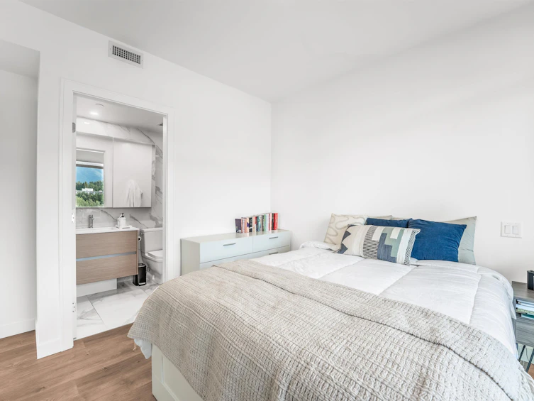 902-200 Klahanie Court, West Vancouver, BC, V7P 0E4 - 8