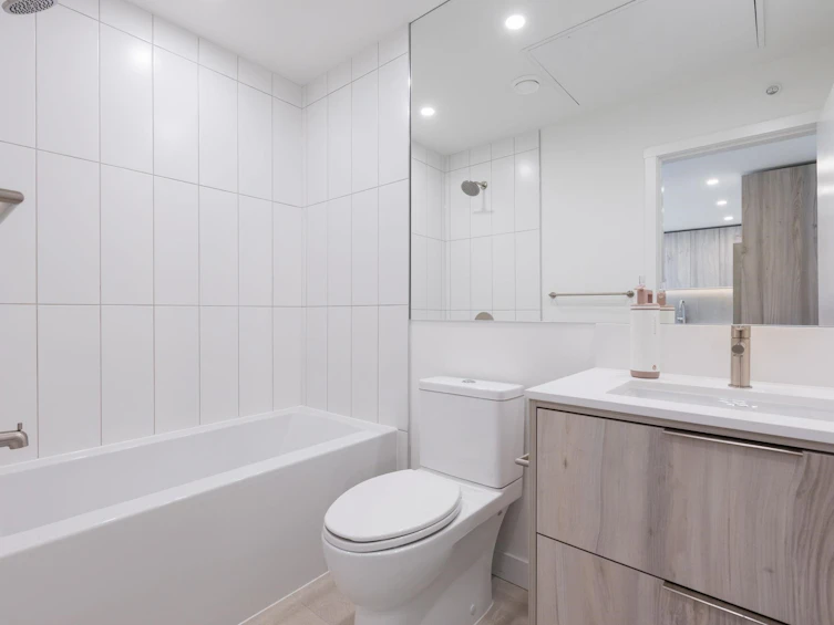 PH617-3596 Malsum Drive, North Vancouver, BC, V7G 0B5 - 13