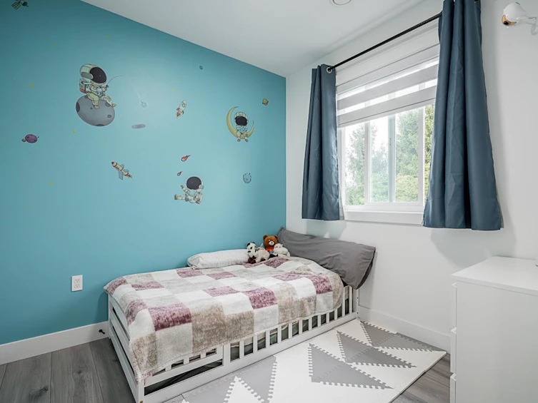 #2-4675 Canada Way, Burnaby, BC, V5G 1K9 - 17